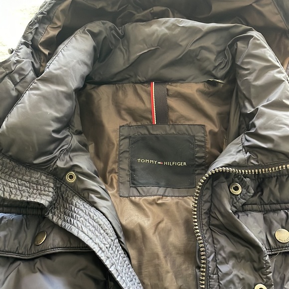 Tommy Hilfiger navy winter jacket - Picture 4 of 6